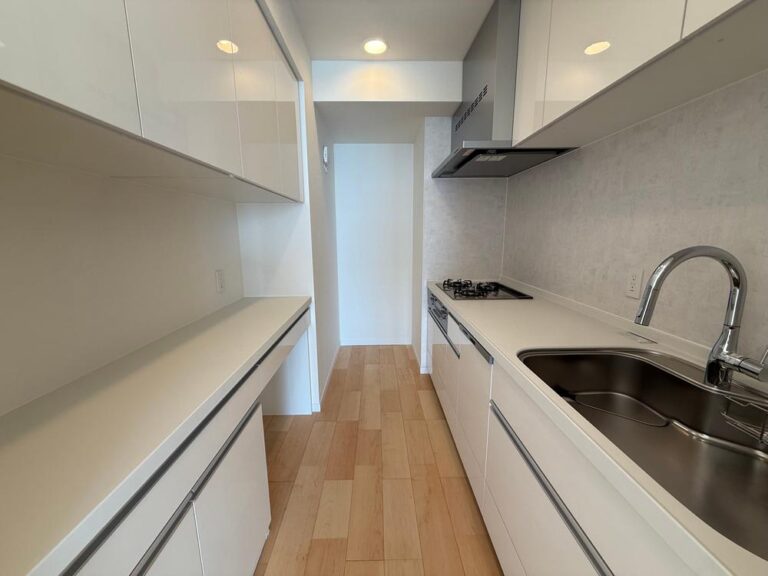 クロスエアタワー gallery image