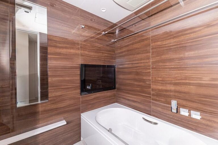 ＨＡＲＵＭＩ　ＦＬＡＧ　ＳＵＮ　ＶＩＬＬＡＧＥ　Ｔ棟 gallery image