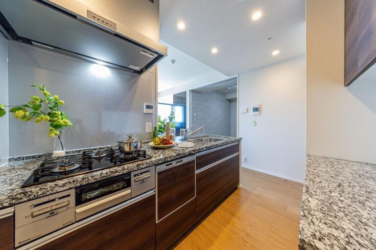 シティタワー新宿 gallery image