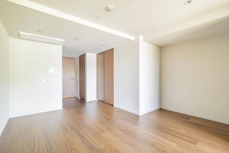 プラウド神宮前 gallery image